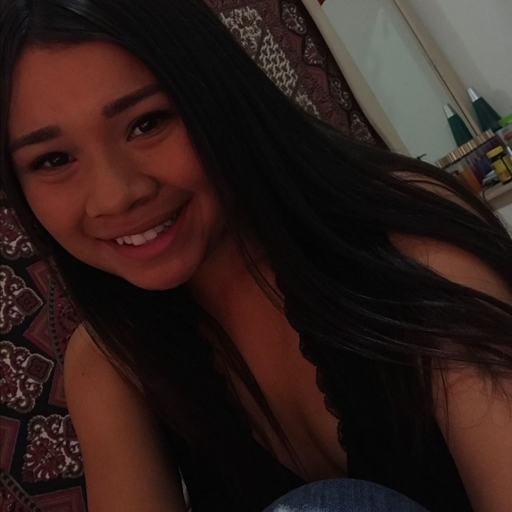 Meet your Posher, Alana